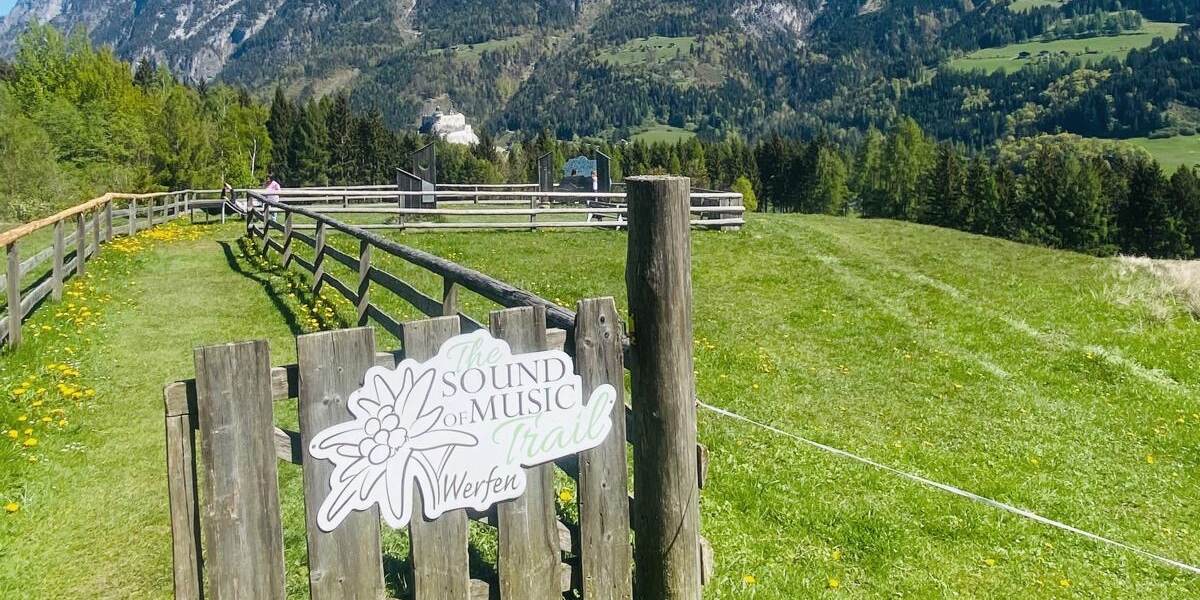 Sound of Music Hiking Trail in Werfen © Salzburg Panorama Tours