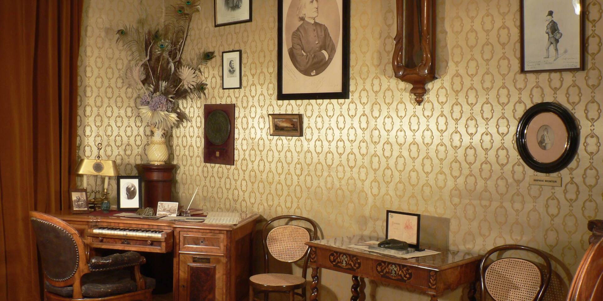 Franz Liszt Museum - working room © budapestinfo.hu