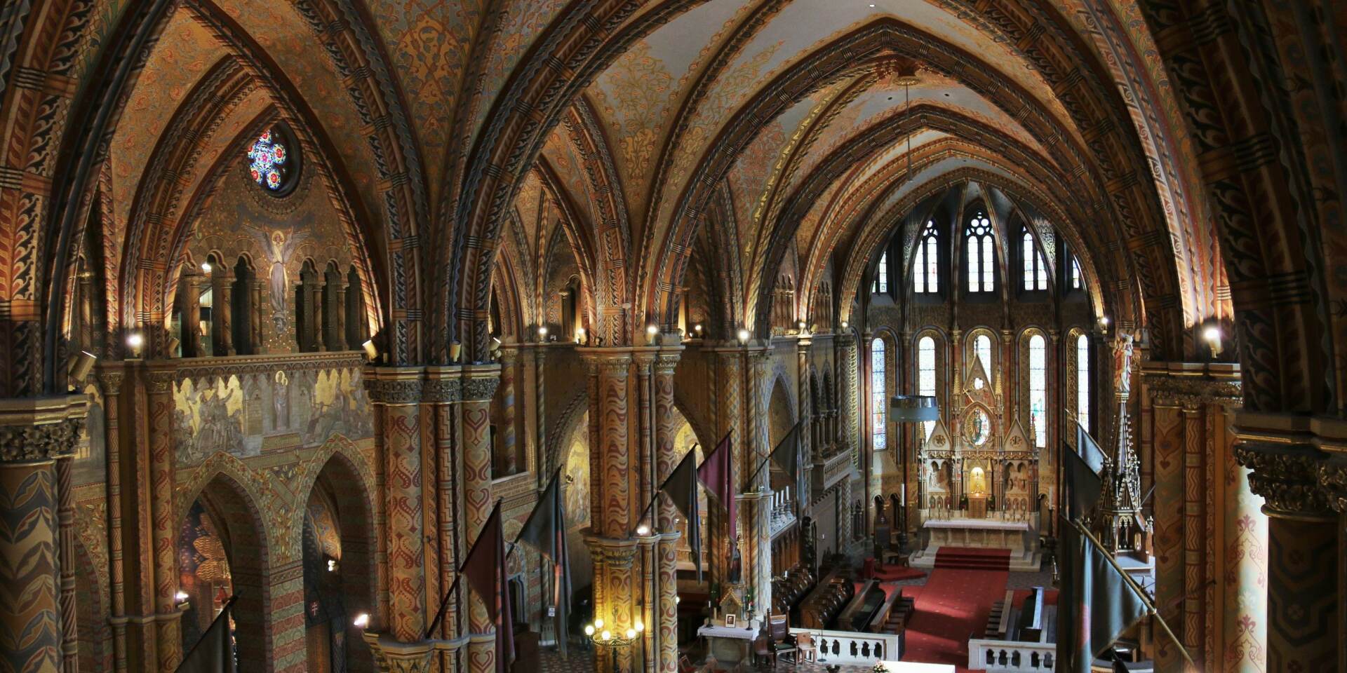 Budapest - Matthias Church - interior view © The Board of Trustees of the Matthias Church