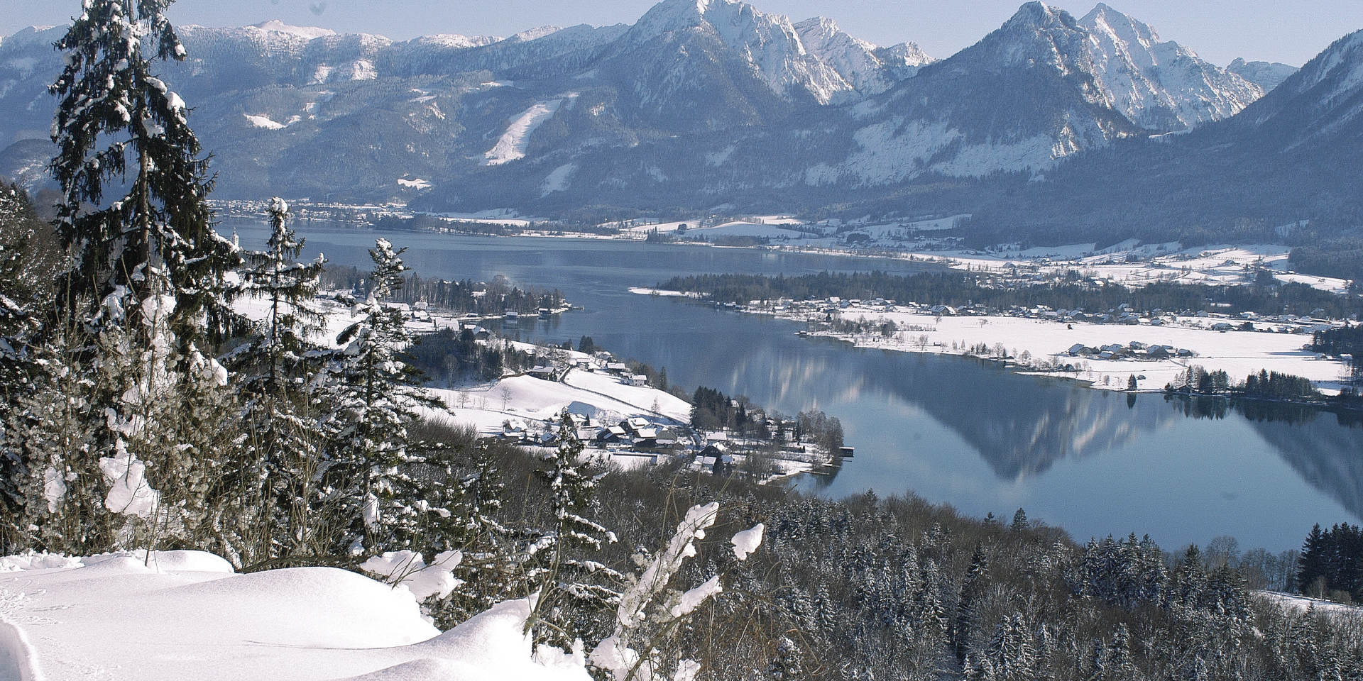 Lake Wolfgang in winter - panorama © WTG