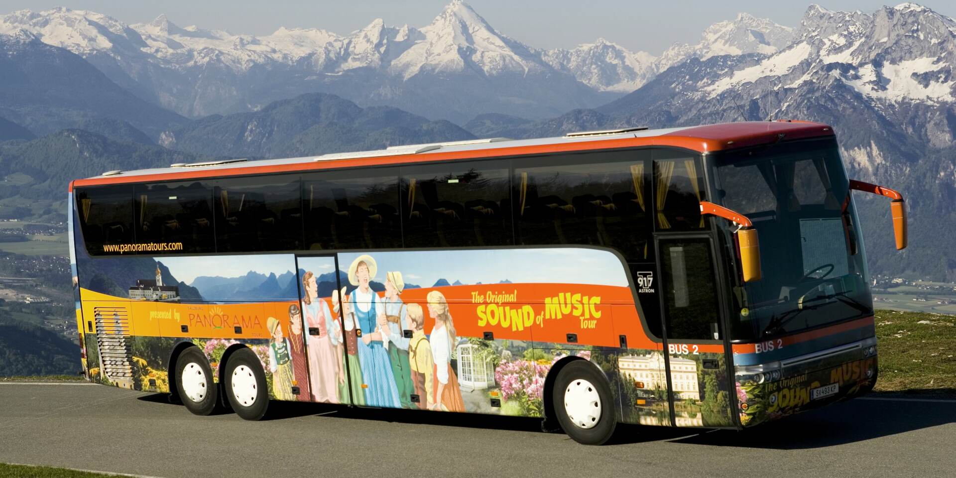 Original Sound of Music Tour® - Tourbus © Salzburg Panorama Tours