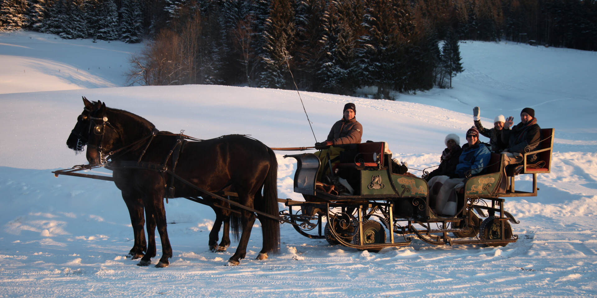Horse drawn sleigh ride in Ramsau © Wolfgang Seifert