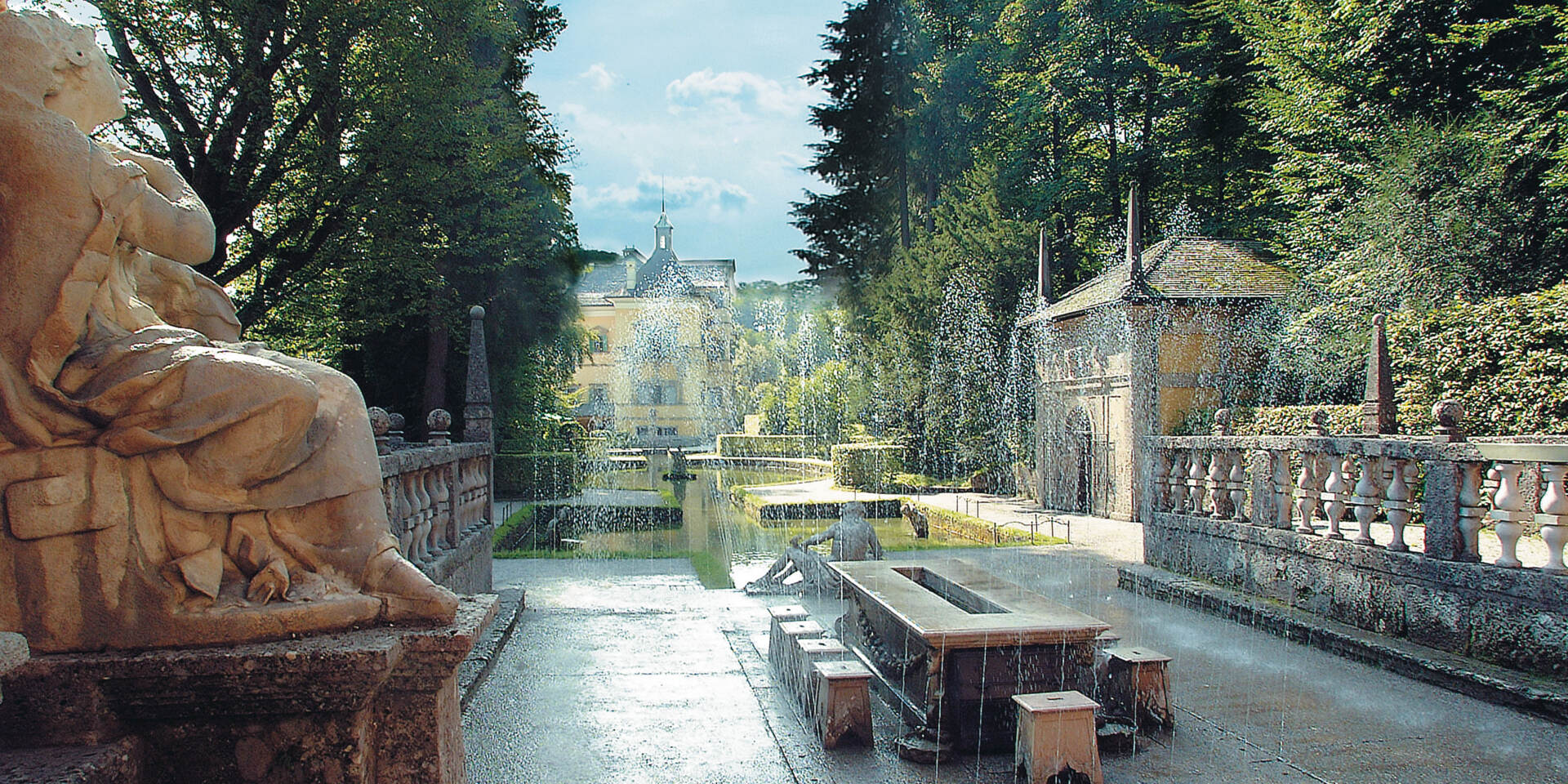 Schloss Hellbrunn - trick fountain © Tourismus Salzburg GmbH