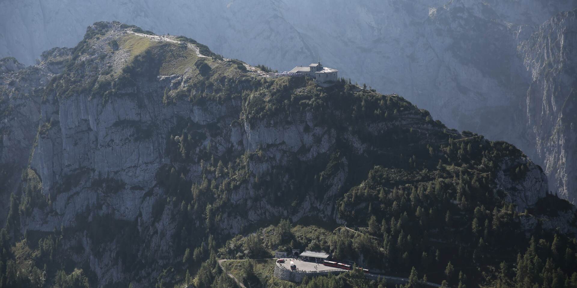 Blick auf das Kehlsteinhaus in den Berchtesgadener Bergen © Wolfgang Seifert