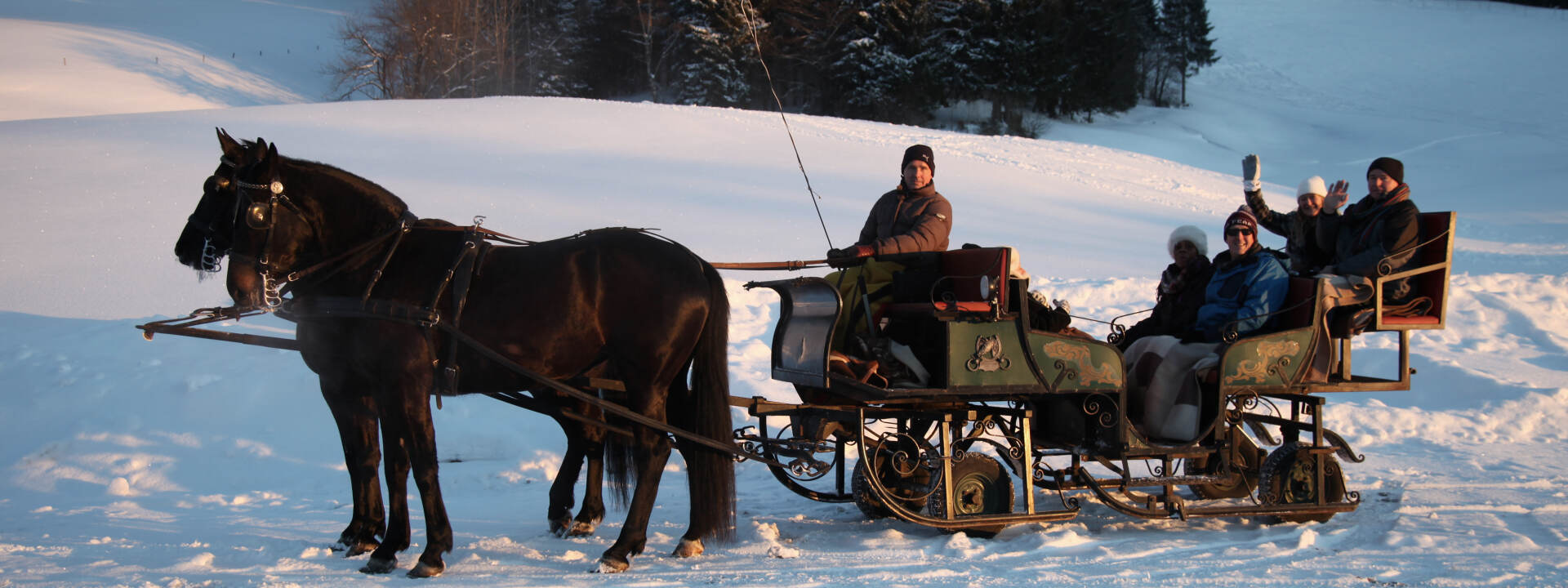 Horse drawn sleigh ride in Ramsau © Wolfgang Seifert