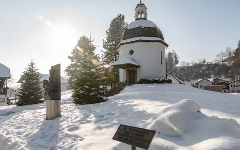 Silent Night Chapel in the sun © Tourismusverband Oberndorf