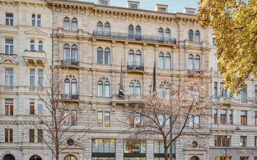 Miiro Palais Rudolf - Aussenansicht © James McDonald