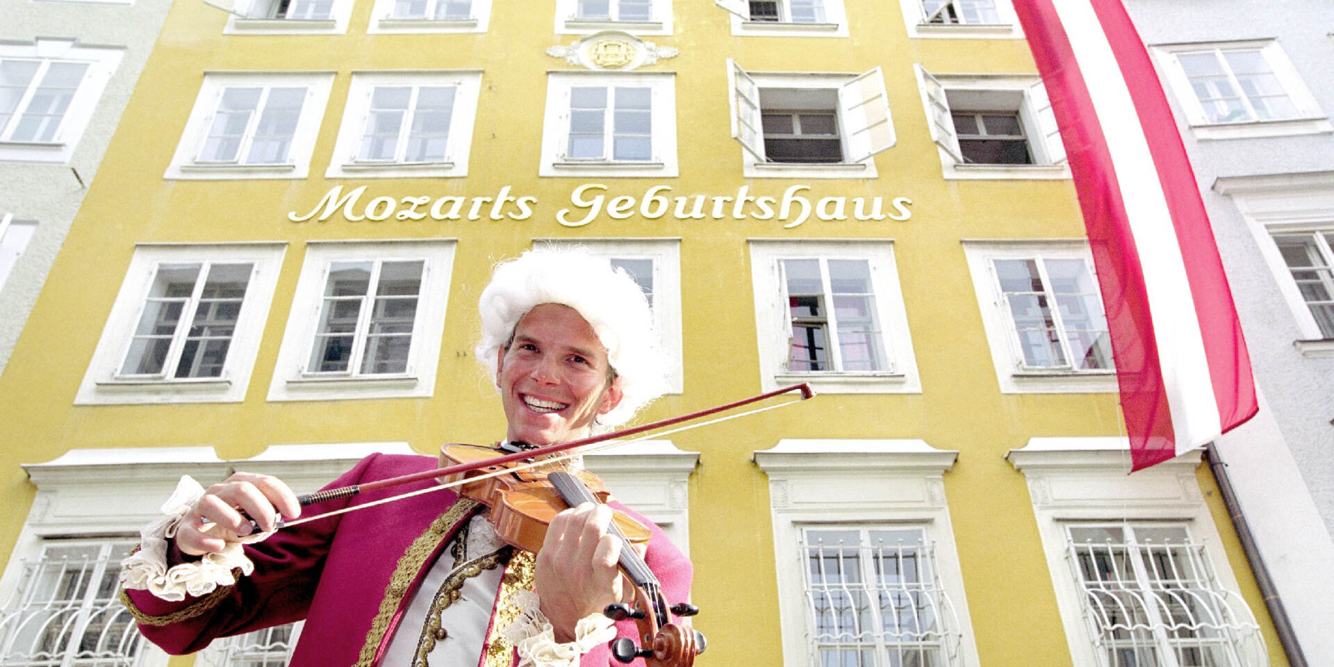 Das Geburtshaus Von Mozart In Der Stadt Salzburg