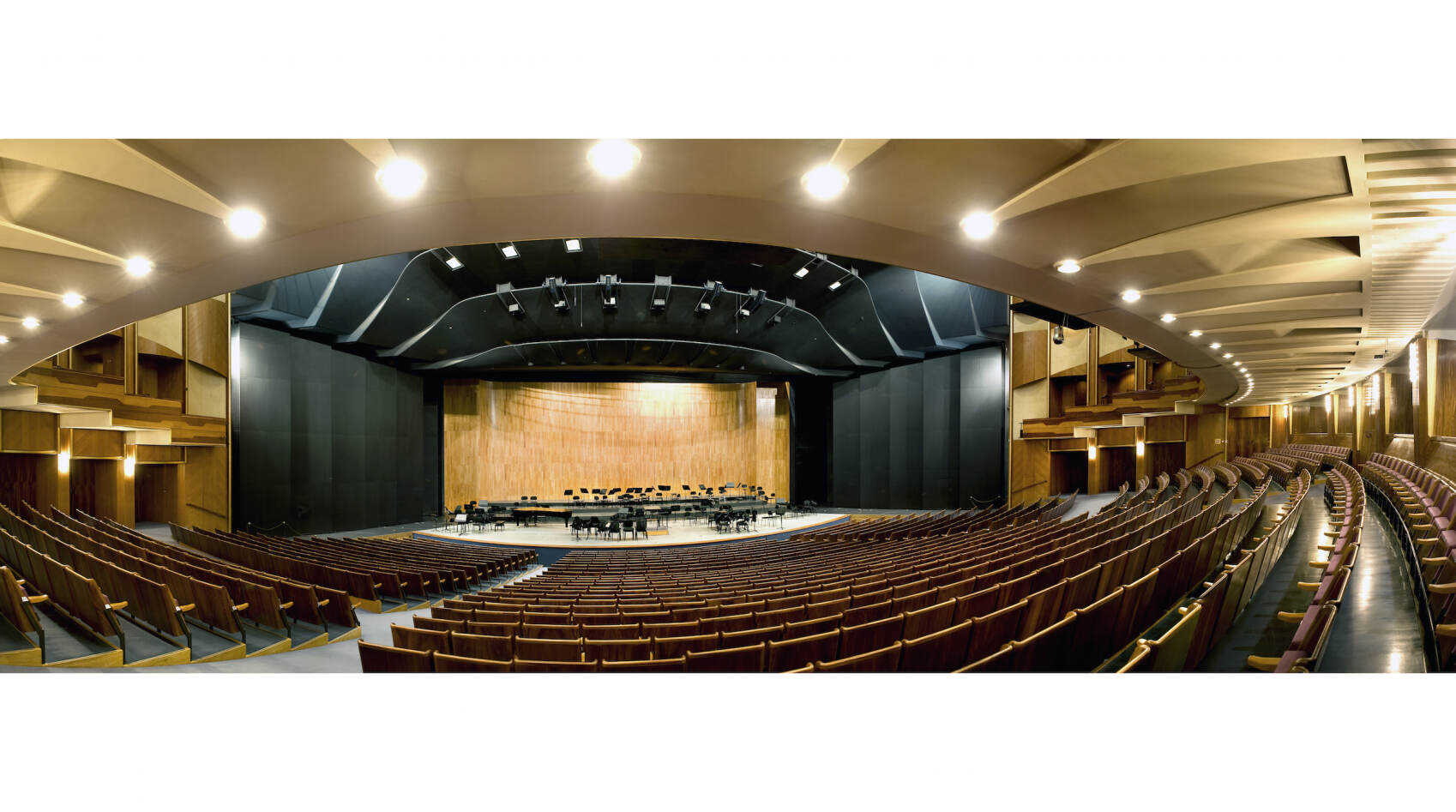 Großes Festspielhaus wichtigste Spielstätten der Festspiele