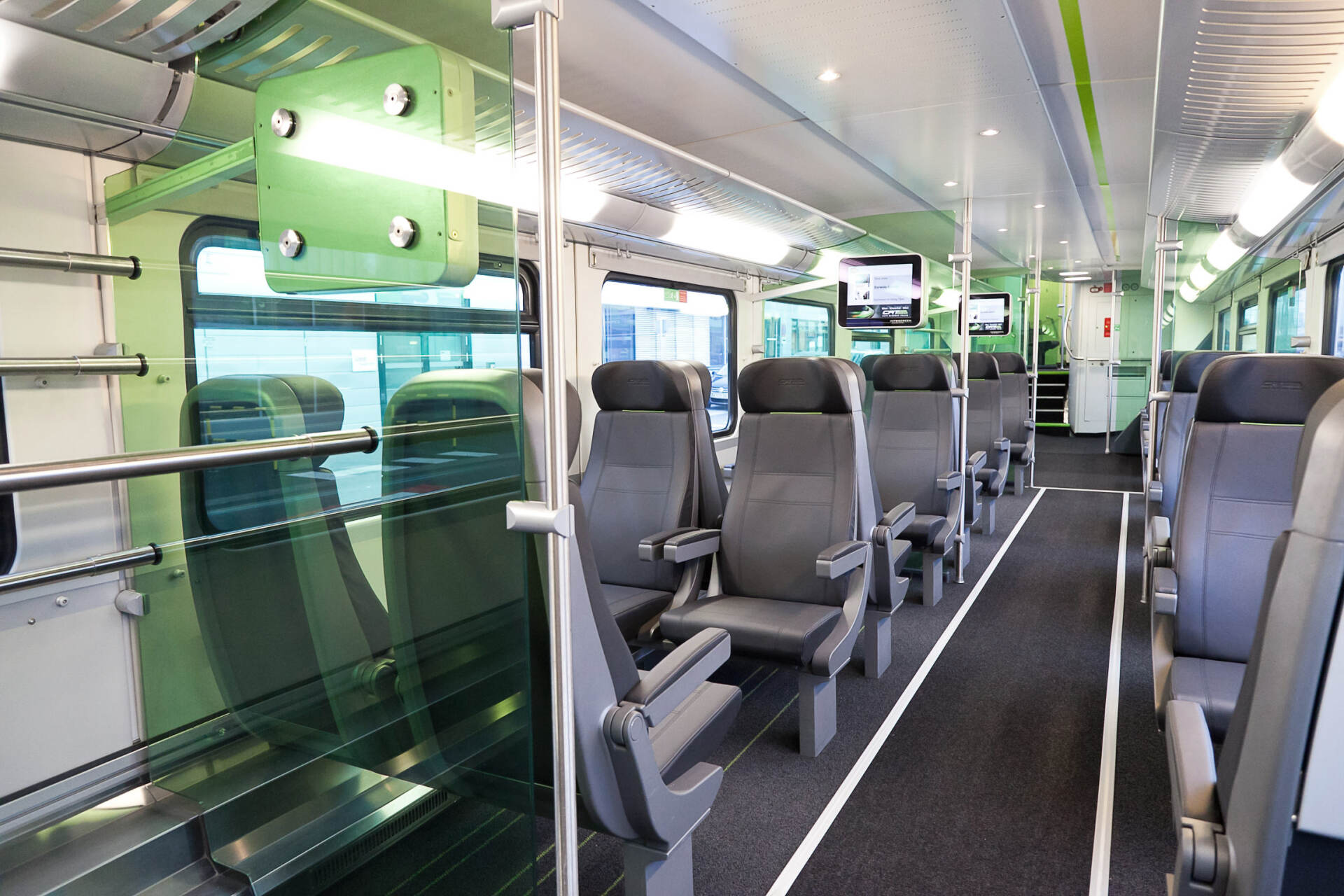 Cat City Airport Train Panorama Tours