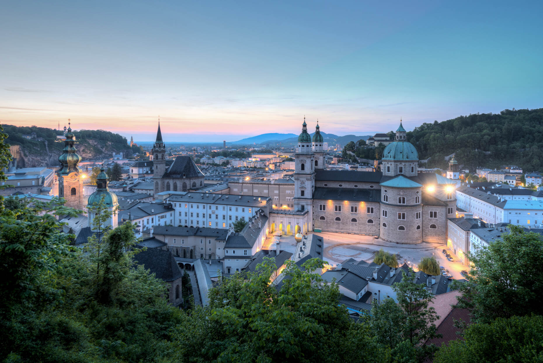 Der Salzburger Dom Monumentalbau Des Fr hbarock
